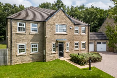 5 bed property, in Patch Wood View, £875,000