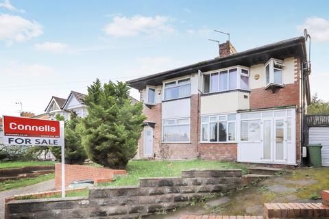 3 bed property, in Deans Road, £250,000