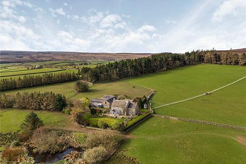 4 bed property, in High Lilswood, £900,000