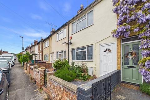3 bed property, in Beecham Road, £315,000