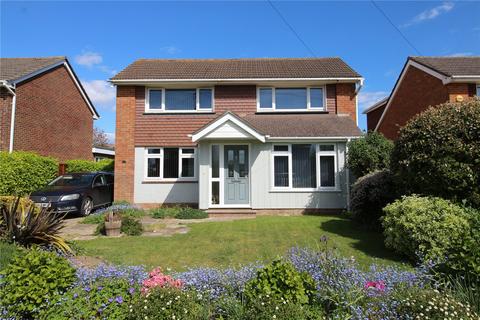 4 bed property, in Three Acre Drive, £575,000