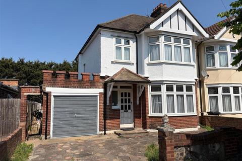 3 bed property, in Royston Gardens, £725,000