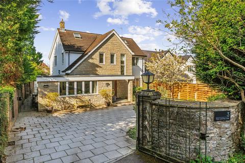 5 bed property, in Pitch & Pay Lane, £1,525,000