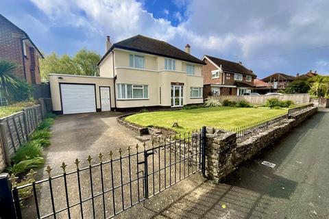 3 bed property, in Littledown Avenue, £630,500