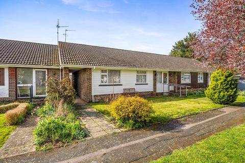 2 bed property, in Newland Road, £350,000