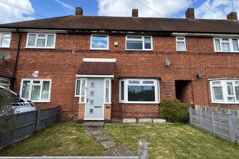 3 bed property, in Okemore Gardens, £435,000