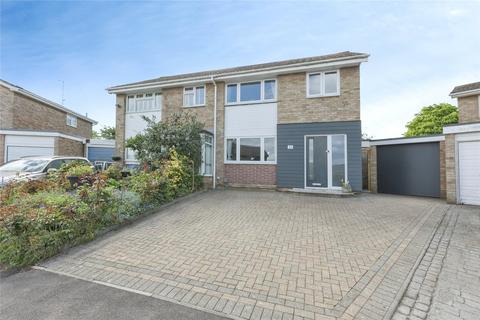 4 bed property, in Glendale, £600,000