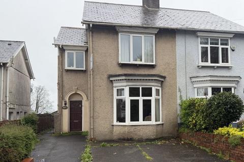 3 bed property, in 167 Gower Road, £180,000