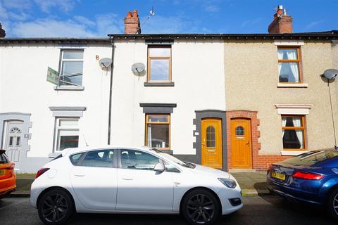 3 bed property, in Liverpool Street, £105,000