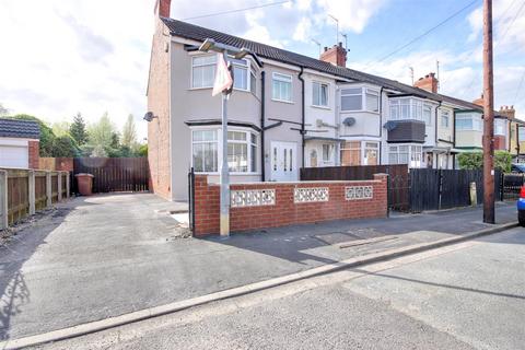 3 bed property, in Etherington Road, £174,950