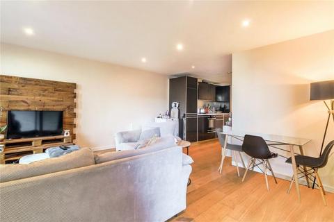 2 bed property, in Pollard Street, £176,000