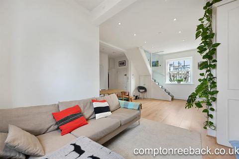 3 bed property, in Elgin Avenue, £800,000