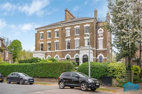 3 bed property, in Aberdeen Park, £1,500,000