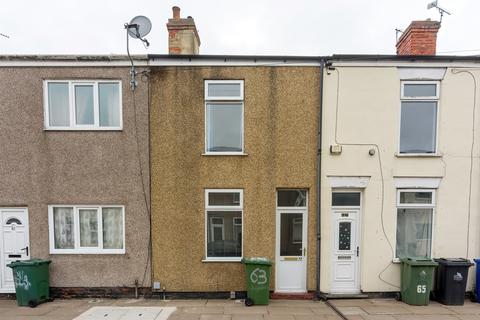 2 bed property, in Haycroft Street, £63,000