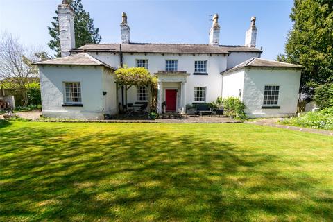 3 bed property, in Booth Lane, £450,000