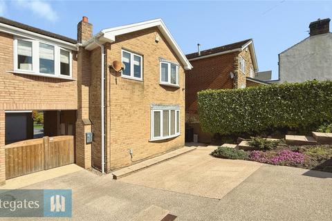 4 bed property, in Church Street, £425,000