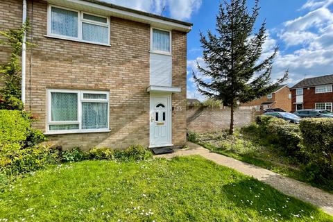 3 bed property, in Bembridge Gardens, £325,000