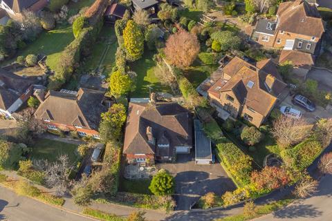 4 bed property, in Houndean Rise, £950,000