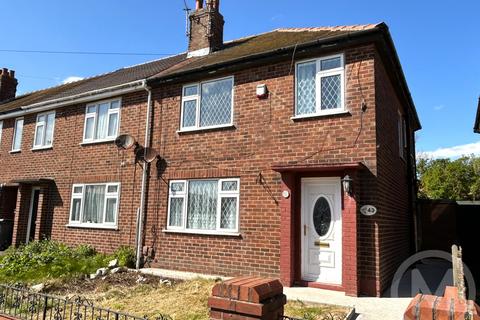 3 bed property, in Tyrone Avenue, £120,000