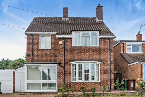 3 bed property, in Buckland Rise, £945,000