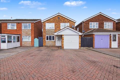 3 bed property, in Chetwynd Drive, £310,000