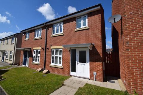 3 bed property, in Queens Park Road, £179,950