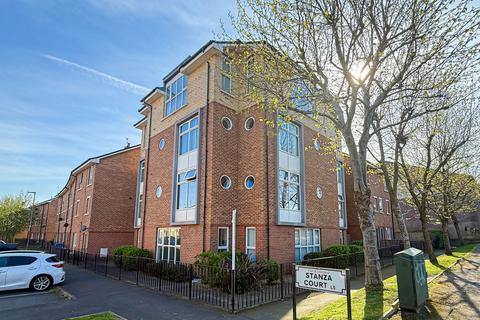 2 bed property, in Stanza Court, £80,000