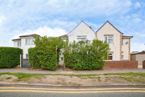 4 bed property, in Warmsworth Road, £110,000