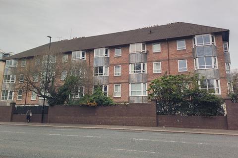 1 bed property, in Akenside Terrace, £93,000