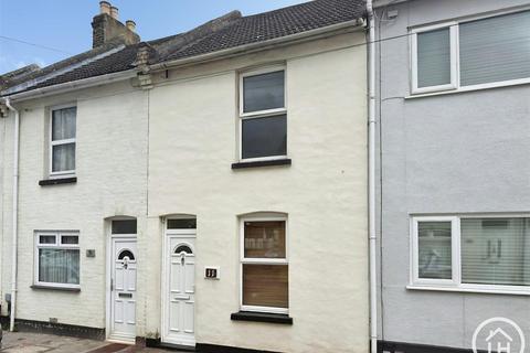 3 bed property, in Grove Road, £235,000