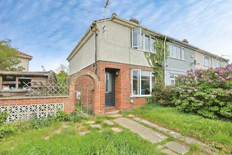 4 bed property, in Birkbeck Road, £210,000