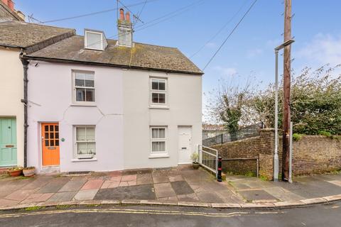 3 bed property, in De Montfort Road, £450,000