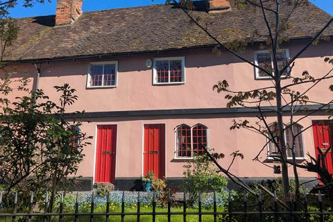 1 bed property, in Church Lane, £220,000