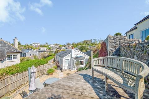 3 bed property, in Manorbier, £249,000