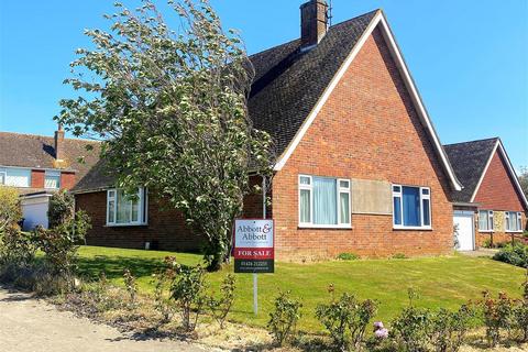 3 bed property, in Thornbank Crescent, £550,000
