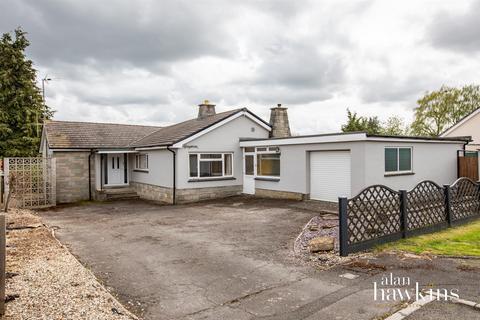3 bed property, in Chestnut Springs, £550,000