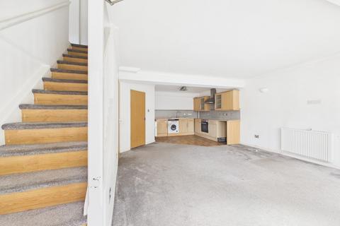 1 bed property, in Ross Street, £125,000