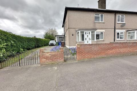 3 bed property, in Lenthall Avenue, £425,000
