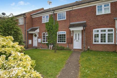 2 bed property, in Alconbury Close, £189,000