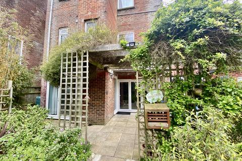 3 bed property, in The Old Library, £300,000