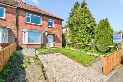 3 bed property, in Dickenson Road, £105,000