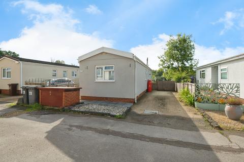 1 bed property, in Glen Mobile Home Park, £50,000