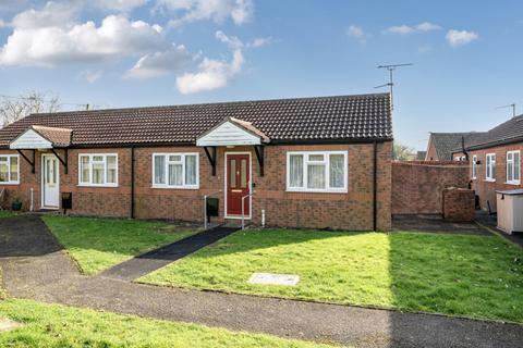 1 bed property, in Nettleham, £90,500