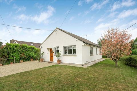 3 bed property, in Middle Lane, £600,000