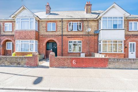 3 bed property, in Longford Road, £250,000