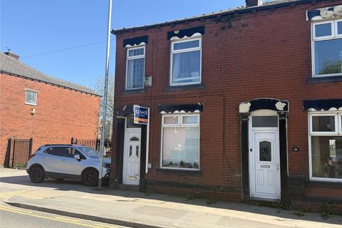 3 bed property, in Shaw Road, £155,000