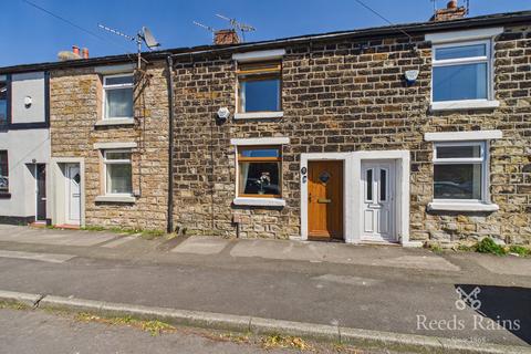 2 bed property, in Bagshaw Street, £200,000
