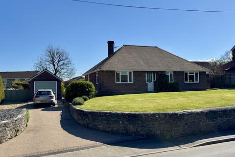 5 bed property, in Station Road, £475,000