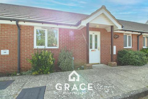 2 bed property, in Foxhall Road, £170,000
