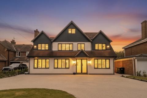 5 bed property, in Shefford Road, £1,400,000